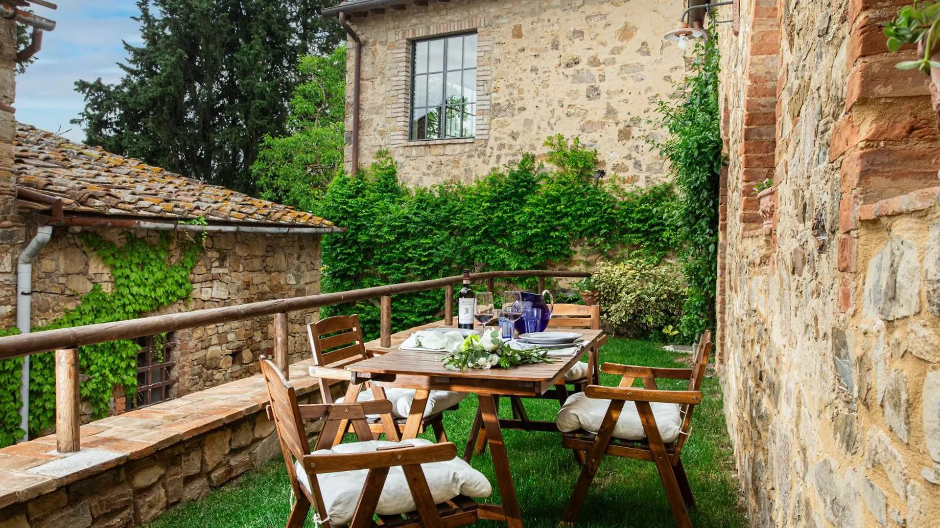Villa Quercia Al Poggio Barberino di Val dʼElsa Alloggio per agriturismo